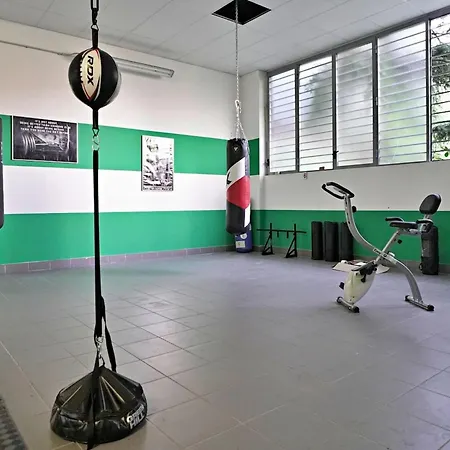 Modern In Center * מילאנו